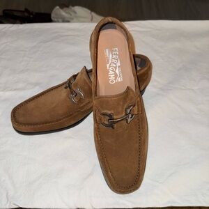 FERRAGAMO Tan Suede Bit Loafers